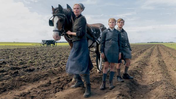 UNE ENFANCE ALLEMANDE - ILE D'AMRUM, 1945